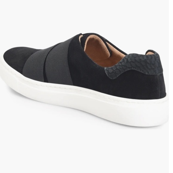 NIB Comfortiva Tamrya Black Suede Slip-on Sneaker - size 10 - Picture 11 of 11